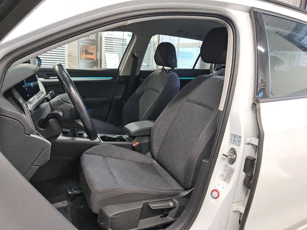 Volkswagen Golf Variant Life *Navi*AHK*Cam*PDC*LED*ACC* foto 7