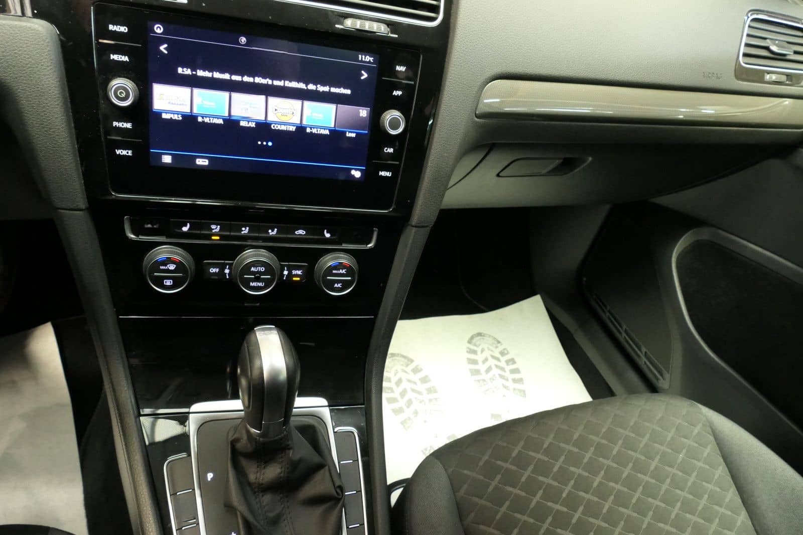 Volkswagen Golf VII Lim. Join *AUT*NAV*PDC*SHZ*ALU*DSG* foto 22