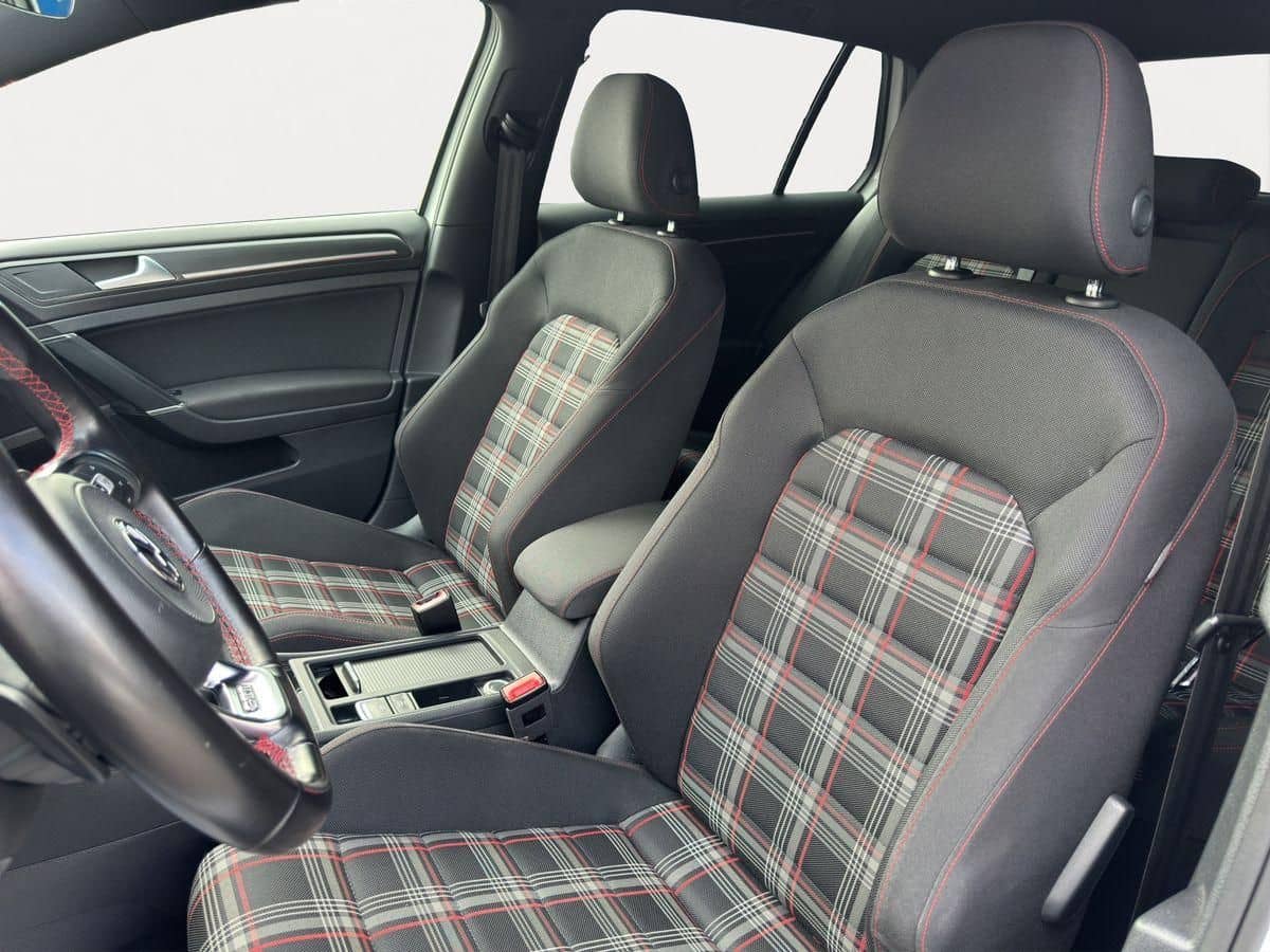 Volkswagen Golf VII GTI LED/Virco/Carplay/SHZ/PDC foto 15