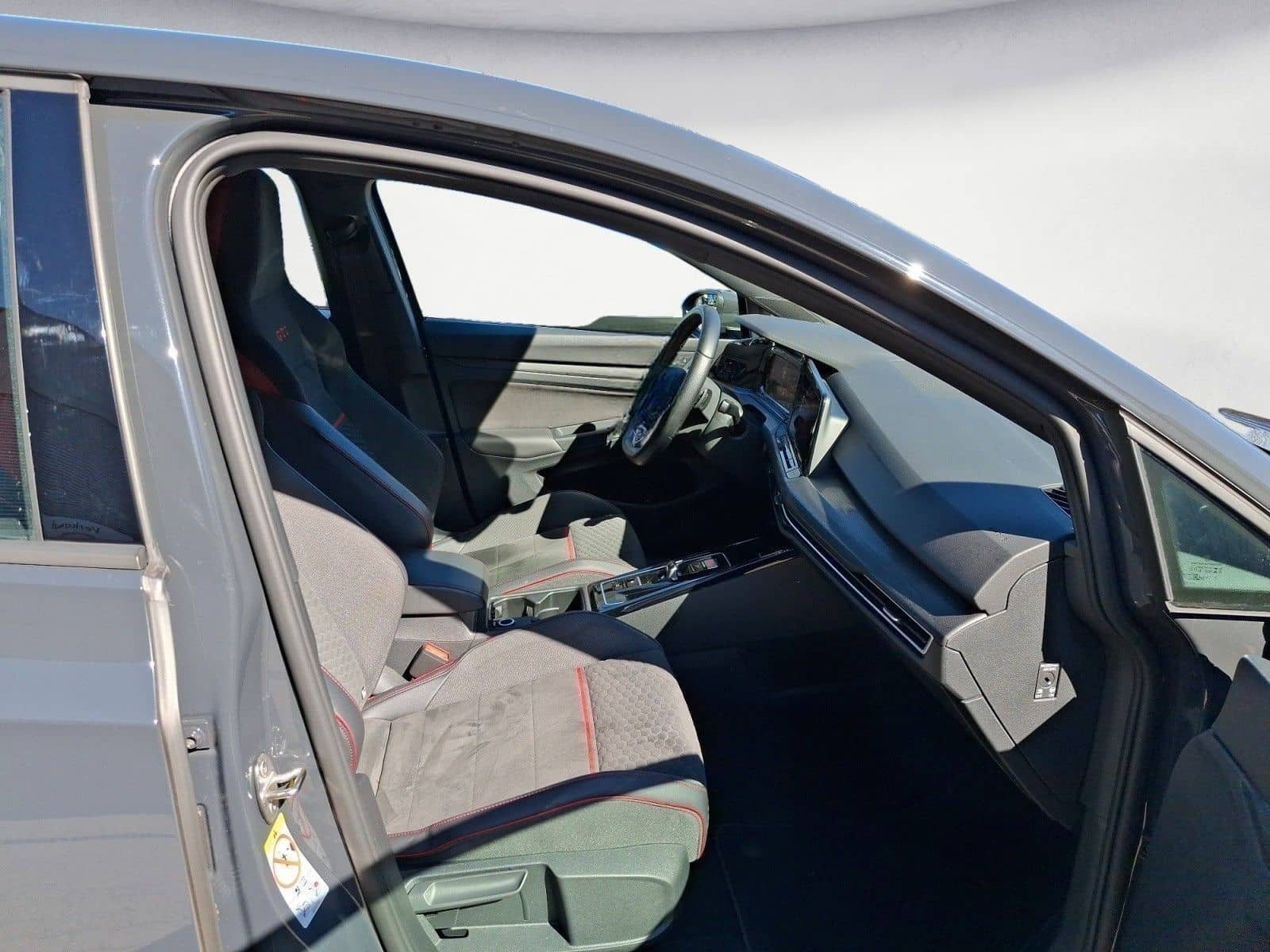 Volkswagen Golf GTI 2.0 TSI DSG CLUBSPORT #ACC #PDC #TRAVEL foto 9