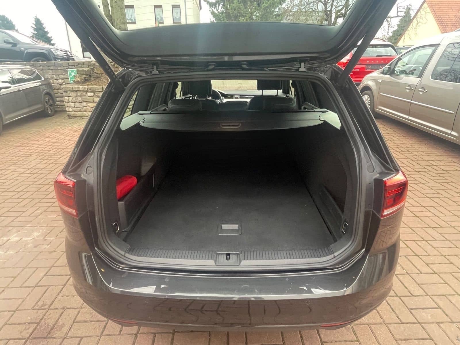 Volkswagen Passat Variant 1.Hand Leder LED Navi Service neu foto 15