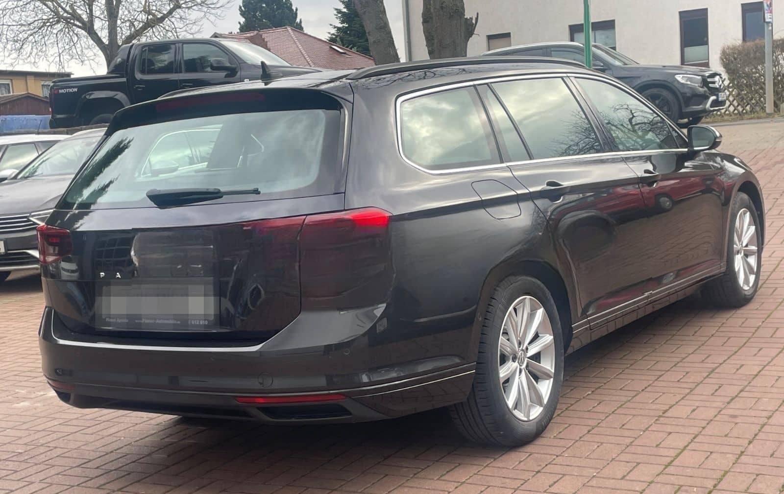 Volkswagen Passat Variant 1.Hand Leder LED Navi Service neu foto 6