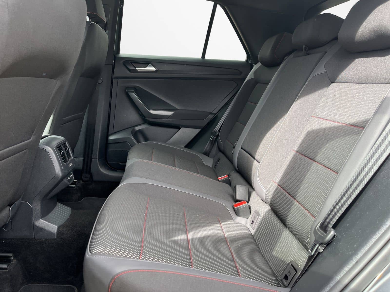 Volkswagen T-Roc 1.5 TSI Sport  Panodach Standheiz Navi LED foto 12