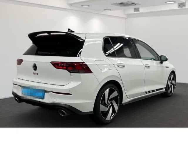 Volkswagen Golf GTI VIII 2.0 TSI DSG Clubsport LED PAN Alca foto 4