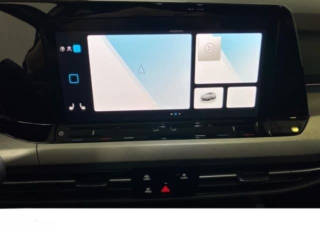 Volkswagen Golf VIII 1.5 TSI LED NAV SHZ DAB PDCvo&hi Life foto 19