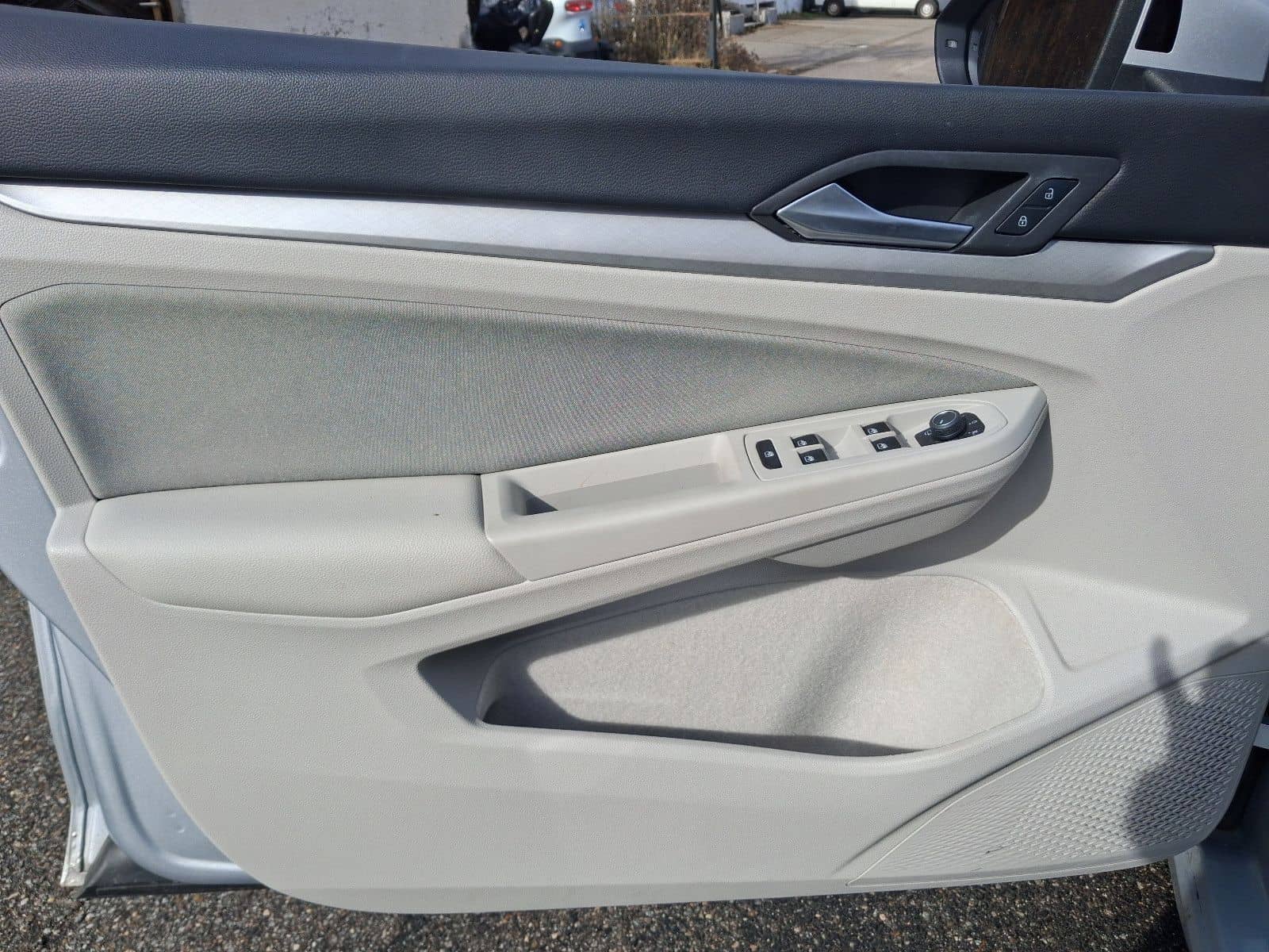 Volkswagen Golf VIII 1.5 TSI Life Variant AHK+LED+LENKRADH. foto 12