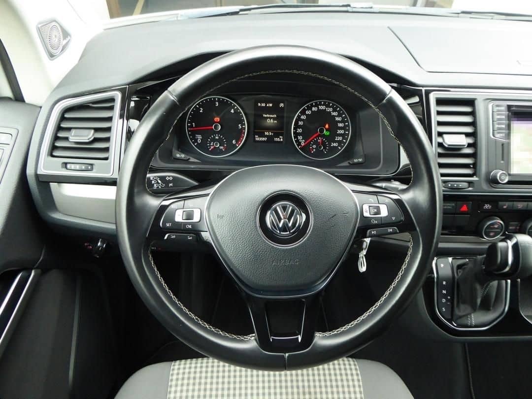 Volkswagen T6 Multivan Comfortline 2.0 TDI "70 Jahre Bulli" foto 12
