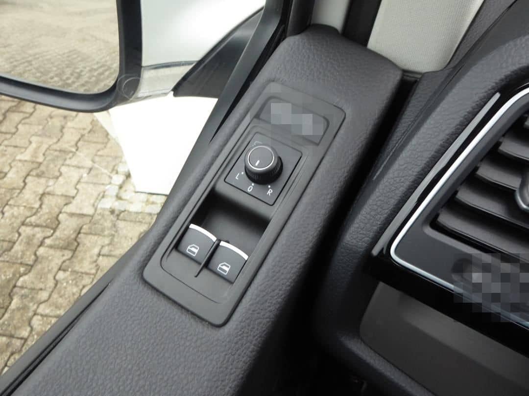 Volkswagen T6 Multivan Comfortline 2.0 TDI "70 Jahre Bulli" foto 14