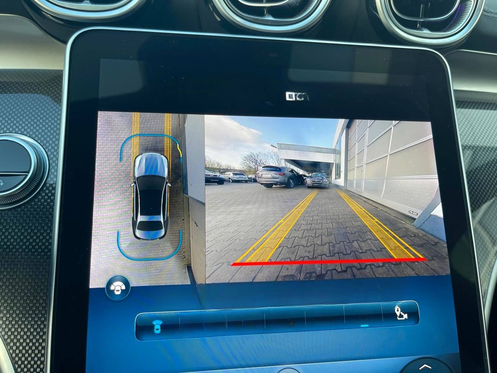 Mercedes-Benz C 300d 4Matic Limo AMG/AUT/1HD/MWST/NAVI/SHZ/19 foto 14