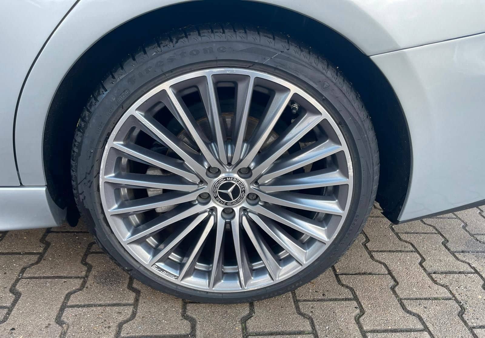 Mercedes-Benz C 300d 4Matic Limo AMG/AUT/1HD/MWST/NAVI/SHZ/19 foto 5