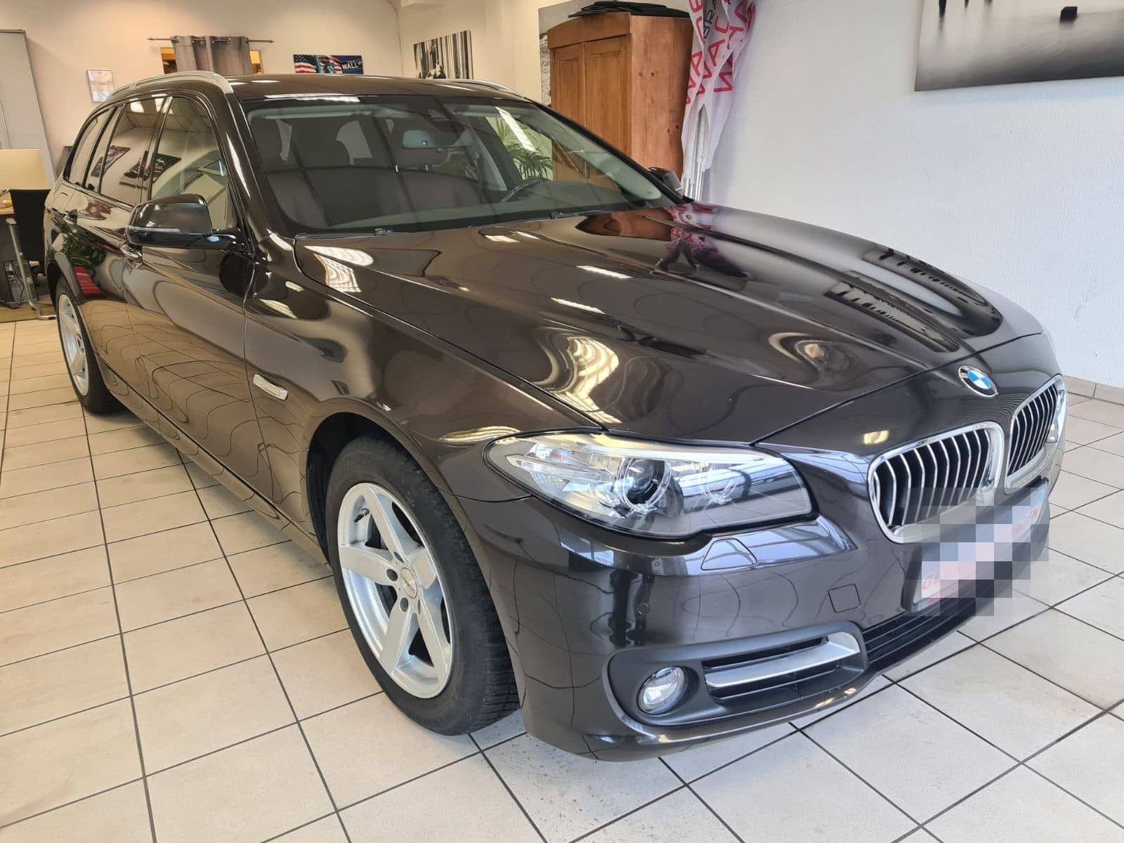 BMW 520 d xDrive / AHK / Bi-XENON / LEDER foto 3