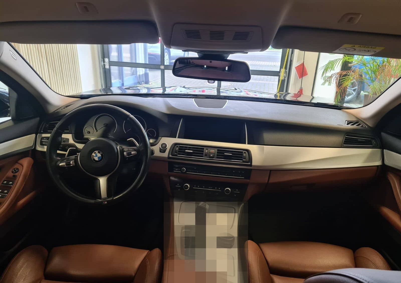 BMW 520 d xDrive / AHK / Bi-XENON / LEDER foto 24