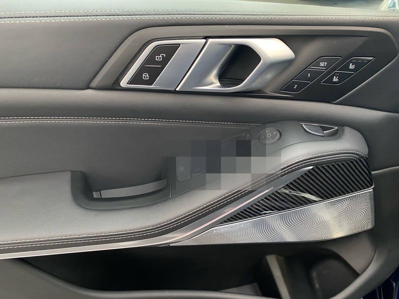 BMW X5 M50i Pano Sky HUD DA Prof. B&W 22´´ STH foto 11