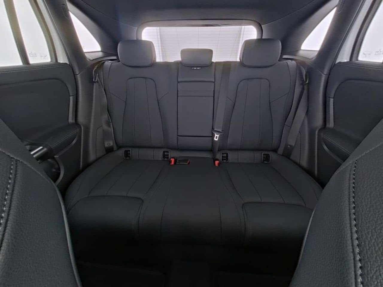 Mercedes-Benz EQA 300 4M+PROGRESSIVE+KAM+TOTWINKEL+EASYP.+LED foto 10