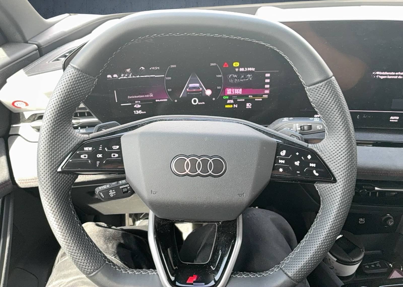 Audi Q6 SUV e-tron quattro Matrix ACC Pano HUD Luft foto 11