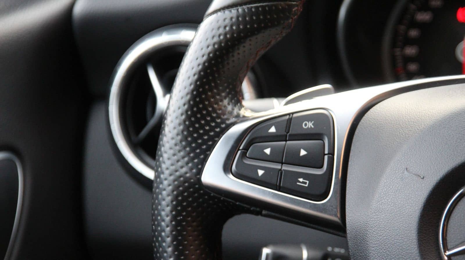 Mercedes-Benz CLA 220 Shooting Brake AMG-Line 4Matic foto 14