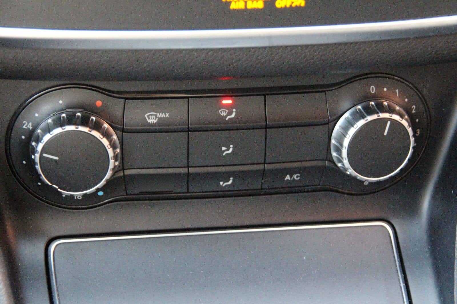 Mercedes-Benz CLA 220 Shooting Brake AMG-Line 4Matic foto 22