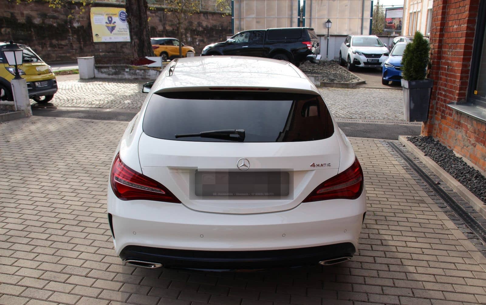 Mercedes-Benz CLA 220 Shooting Brake AMG-Line 4Matic foto 7