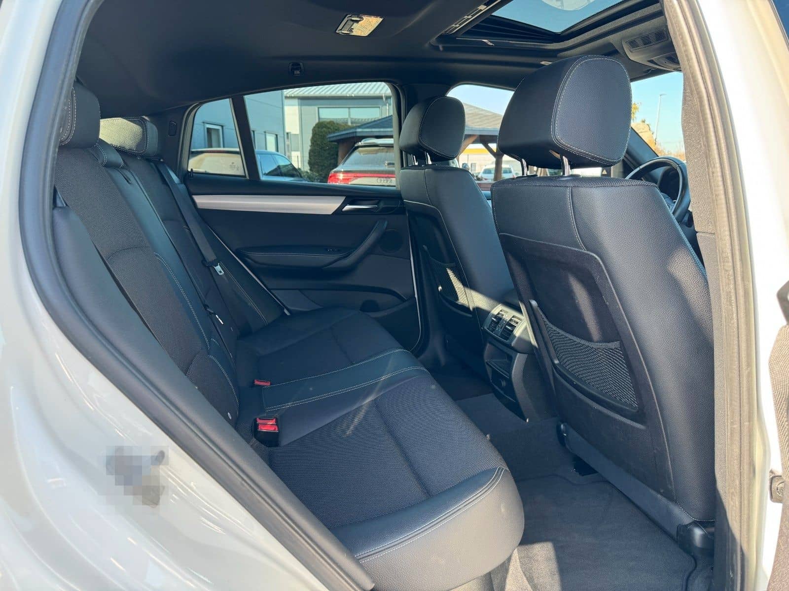 BMW X4 xDrive 28 i M PAKET XENON KAMERA LEDER AHK foto 19