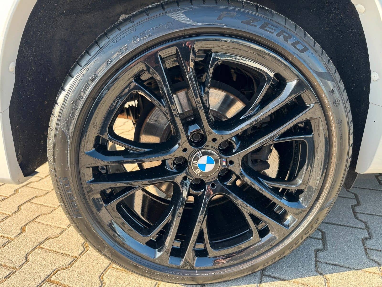 BMW X4 xDrive 28 i M PAKET XENON KAMERA LEDER AHK foto 24