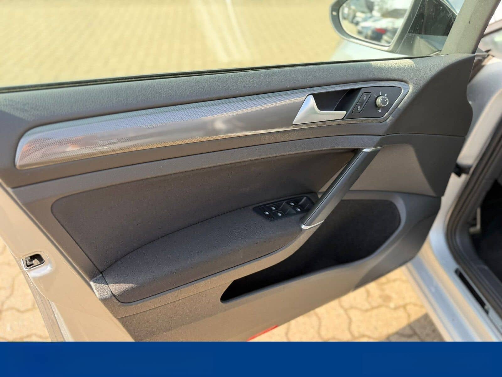 Volkswagen Golf 2.0 TDI SCR DSG IQ.DRIVE ACC+NAVI+PDC*SITZH foto 10