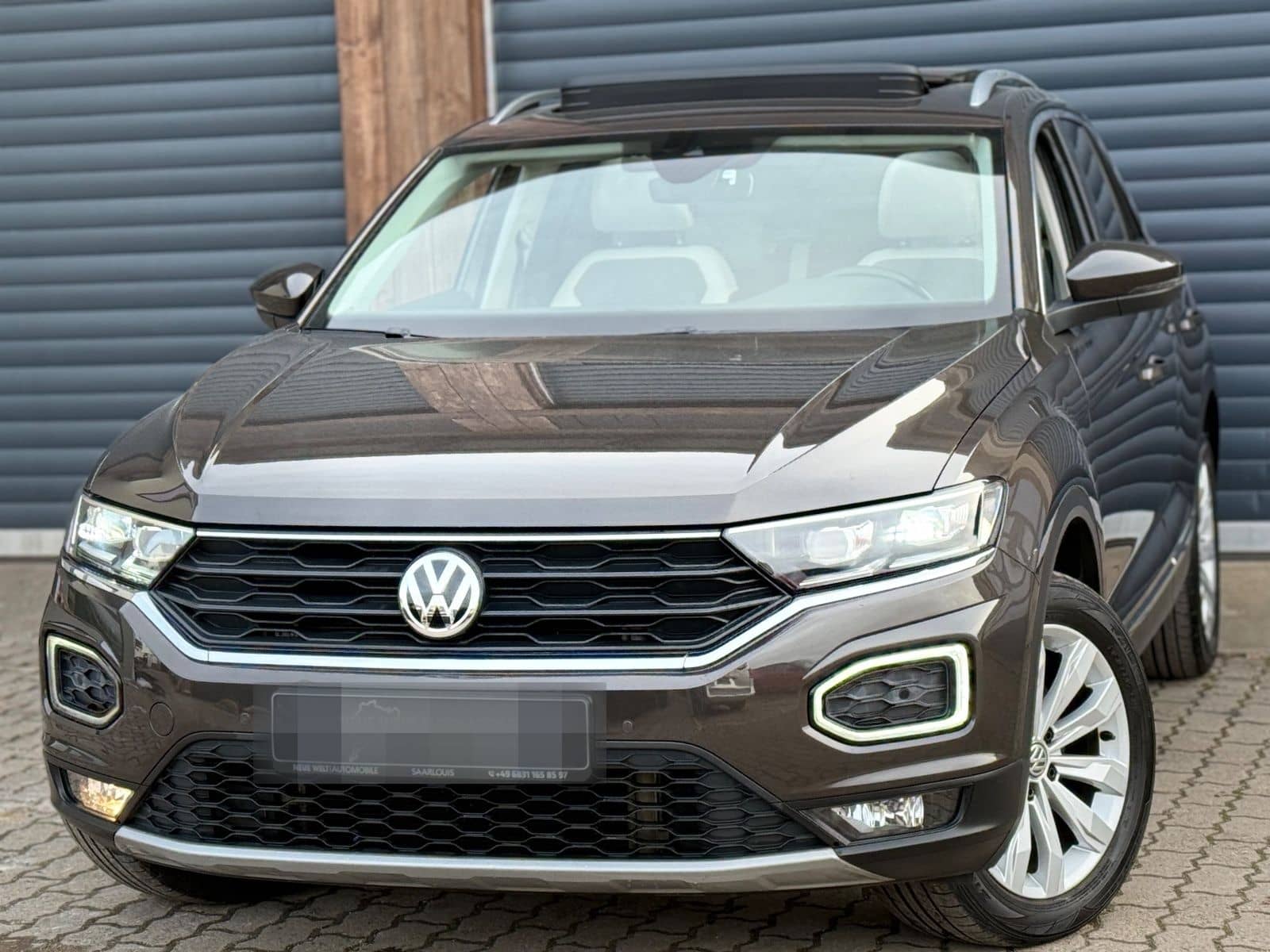 Volkswagen T-Roc Sport 4Motion/DSG/VirtC/AHK/Pano/190PS/ACC foto 2