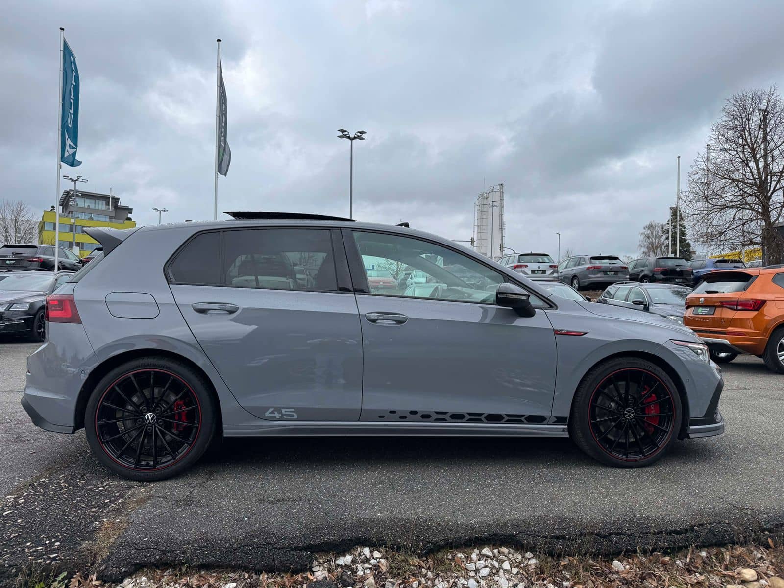 Volkswagen Golf GTI ClubSport 45 2.0 TSI HARMA PANO AKRA IQ foto 8