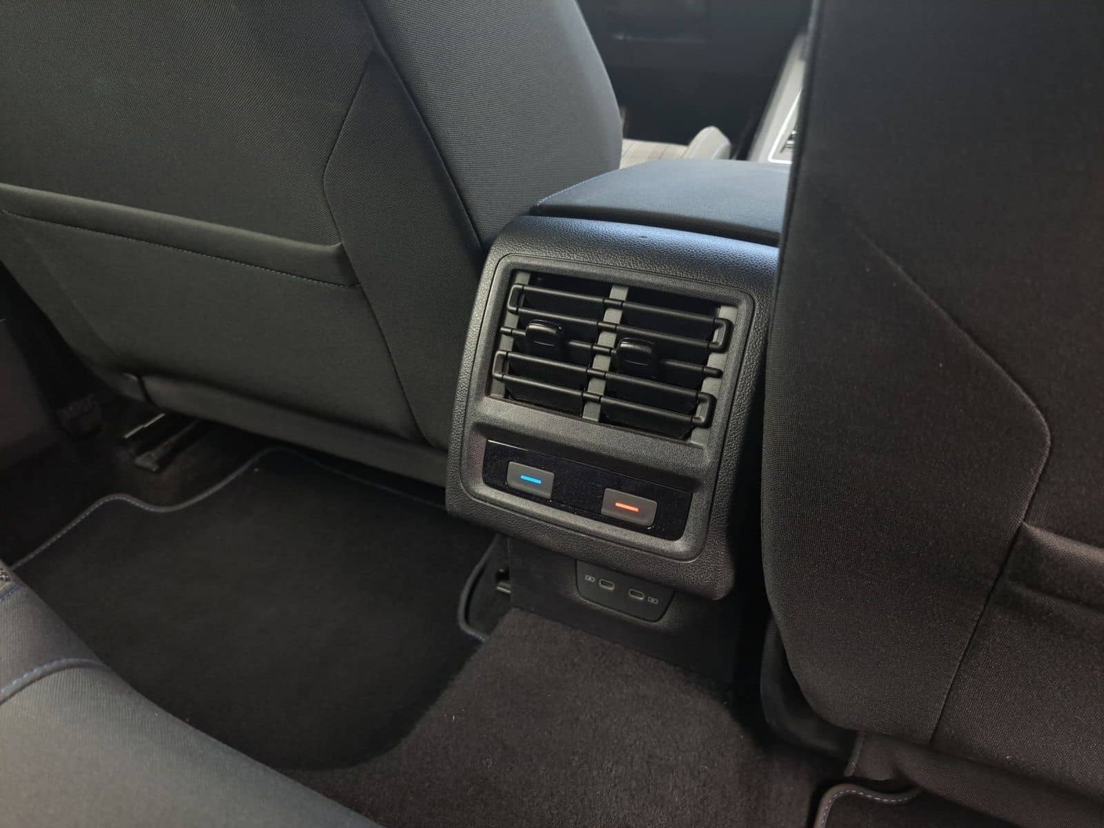 Volkswagen Golf GTE 1.4 eHybrid LED*Navi*AHK*DAB+*Digital*E foto 15