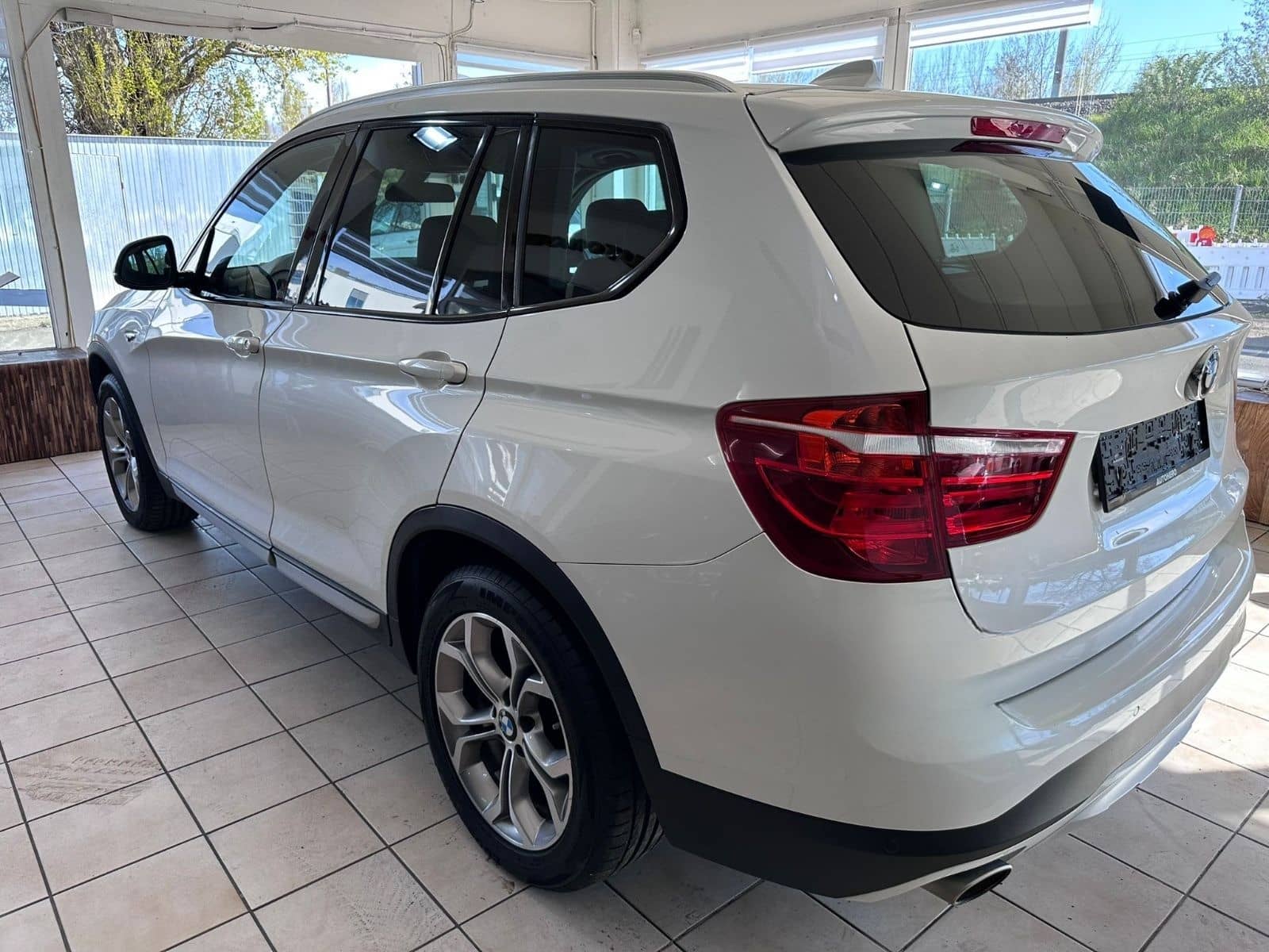 BMW X3 xDrive 20 d xLine Leder xenon AHK Navi Euro6 foto 2