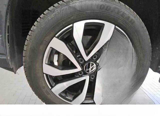 Volkswagen Golf VIII 2.0 TDI ACTIVE DSG Kamera Pano AHK uvm foto 8