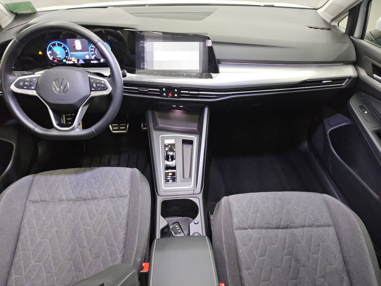 Volkswagen Golf-8 2.0 TDI Move Navi LED+ DC-Pro Pano HuD foto 5