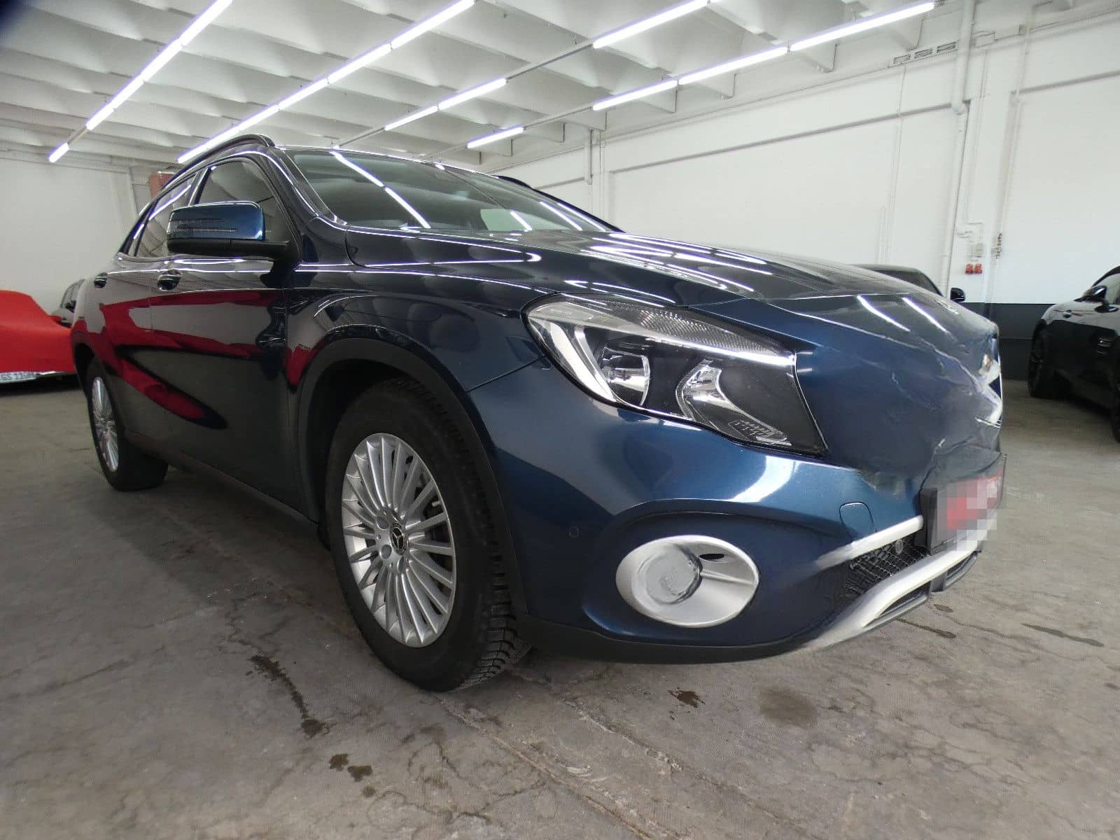 Mercedes-Benz GLA 220 4MATIC*NAVI*OFFROAD*TEMPOMAT*PDC foto 1