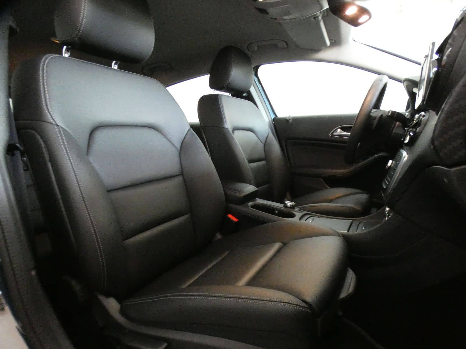 Mercedes-Benz GLA 220 4MATIC*NAVI*OFFROAD*TEMPOMAT*PDC foto 10