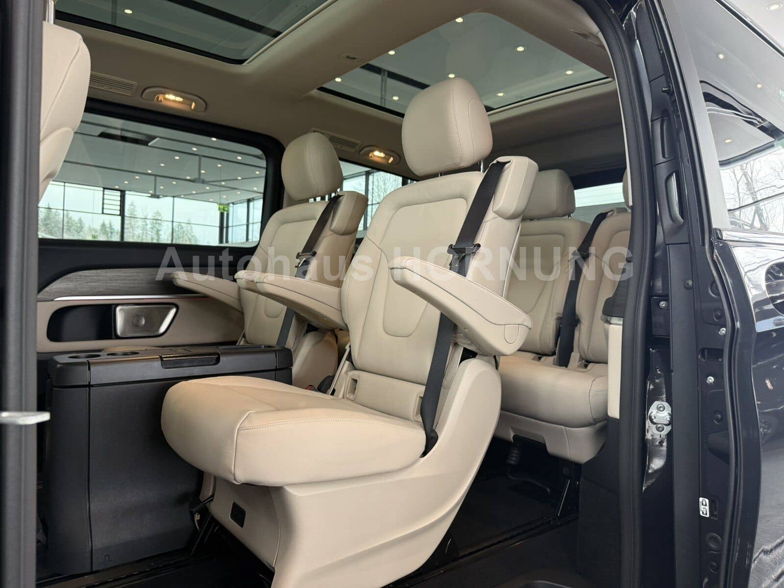 Mercedes-Benz V300 d 4M*AVANTGARDE*AIRMATIC*AMG*PANO*STHZG*AHK foto 11