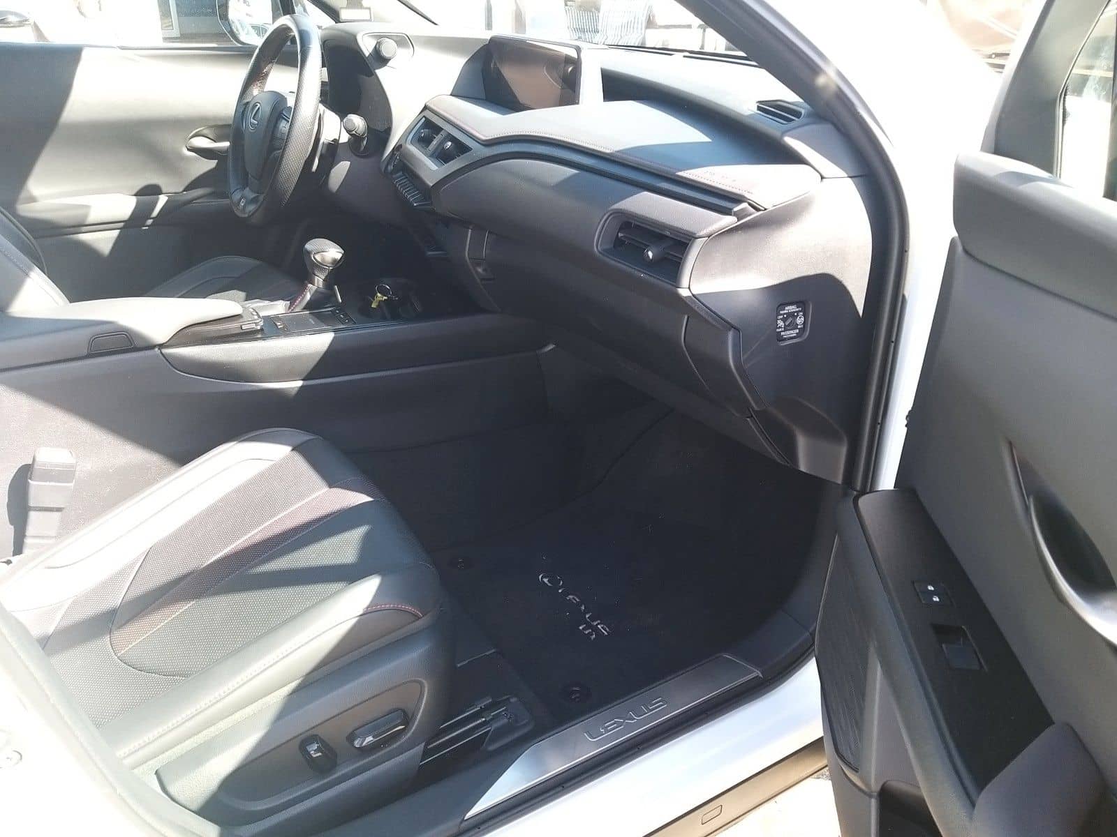 Lexus UX 250 H*Automatik-Leder*1Hand*Garantie* foto 24