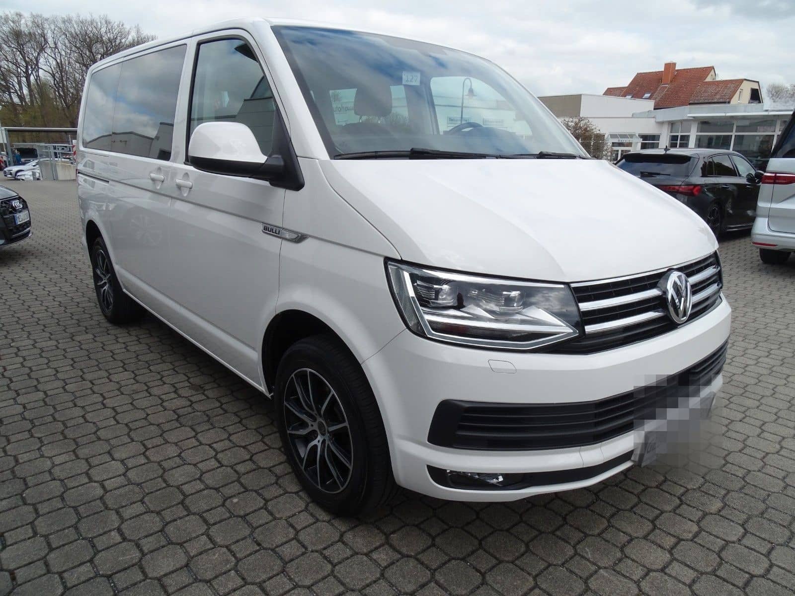 Volkswagen T6.1 Caravelle 2.0 TDI DSG Comfortline foto 3