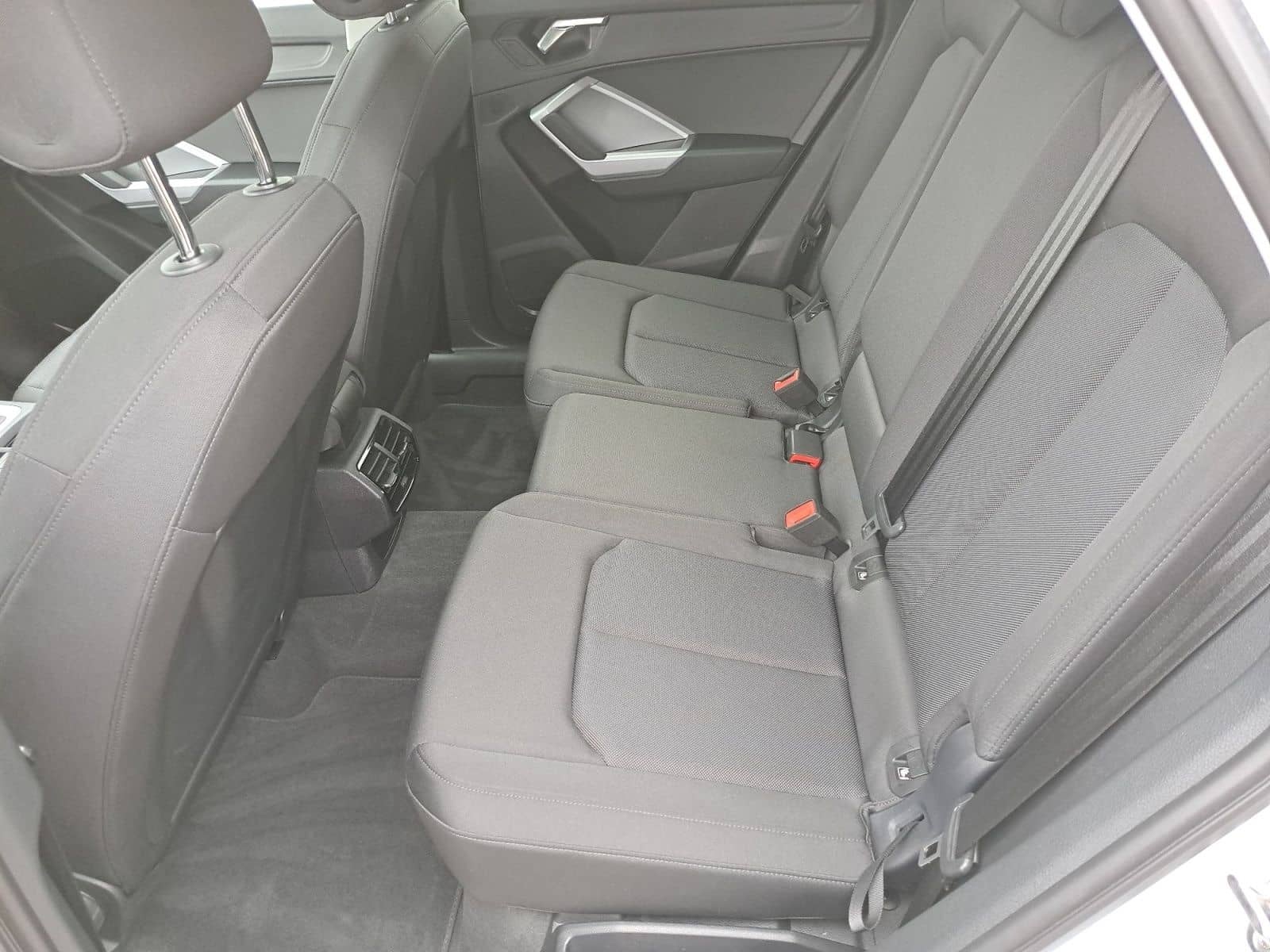 Audi Q3 Sportback 40 TFSI quattro S tronic NAV KAM GR foto 12