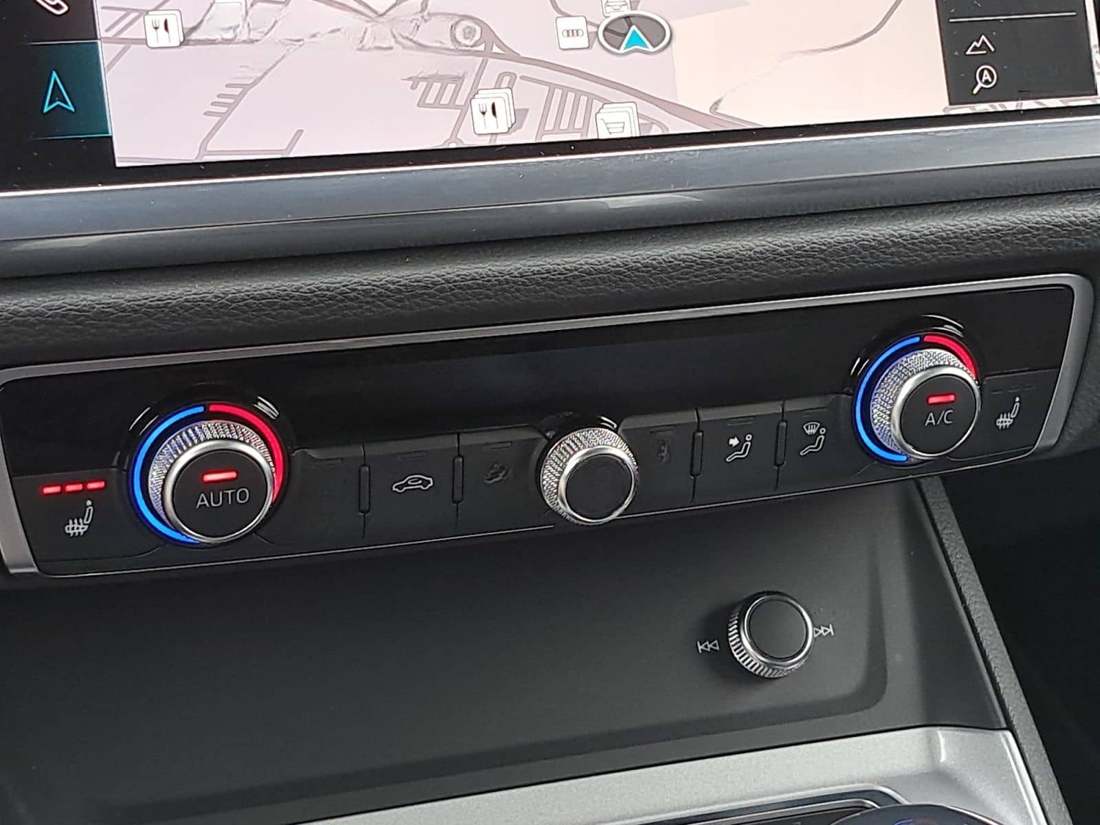 Audi Q3 Sportback 40 TFSI quattro S tronic NAV KAM GR foto 19