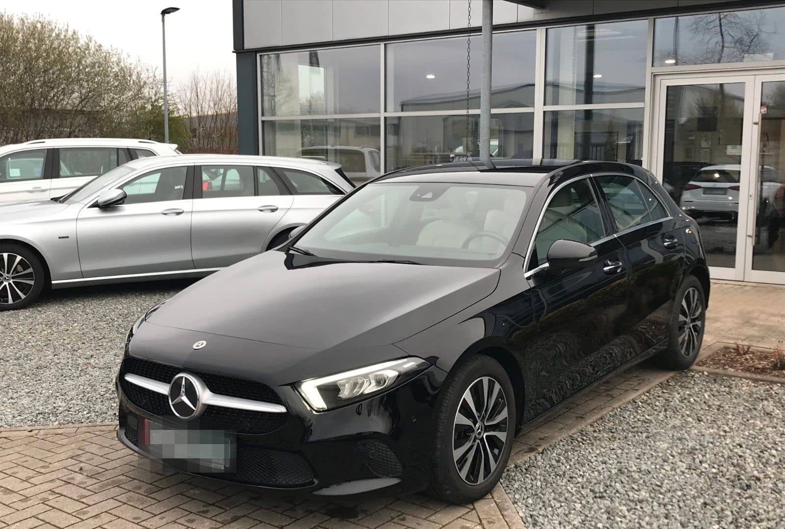 Mercedes-Benz A 200 d Progressive LED Leder Kam Key Ambiente foto 1