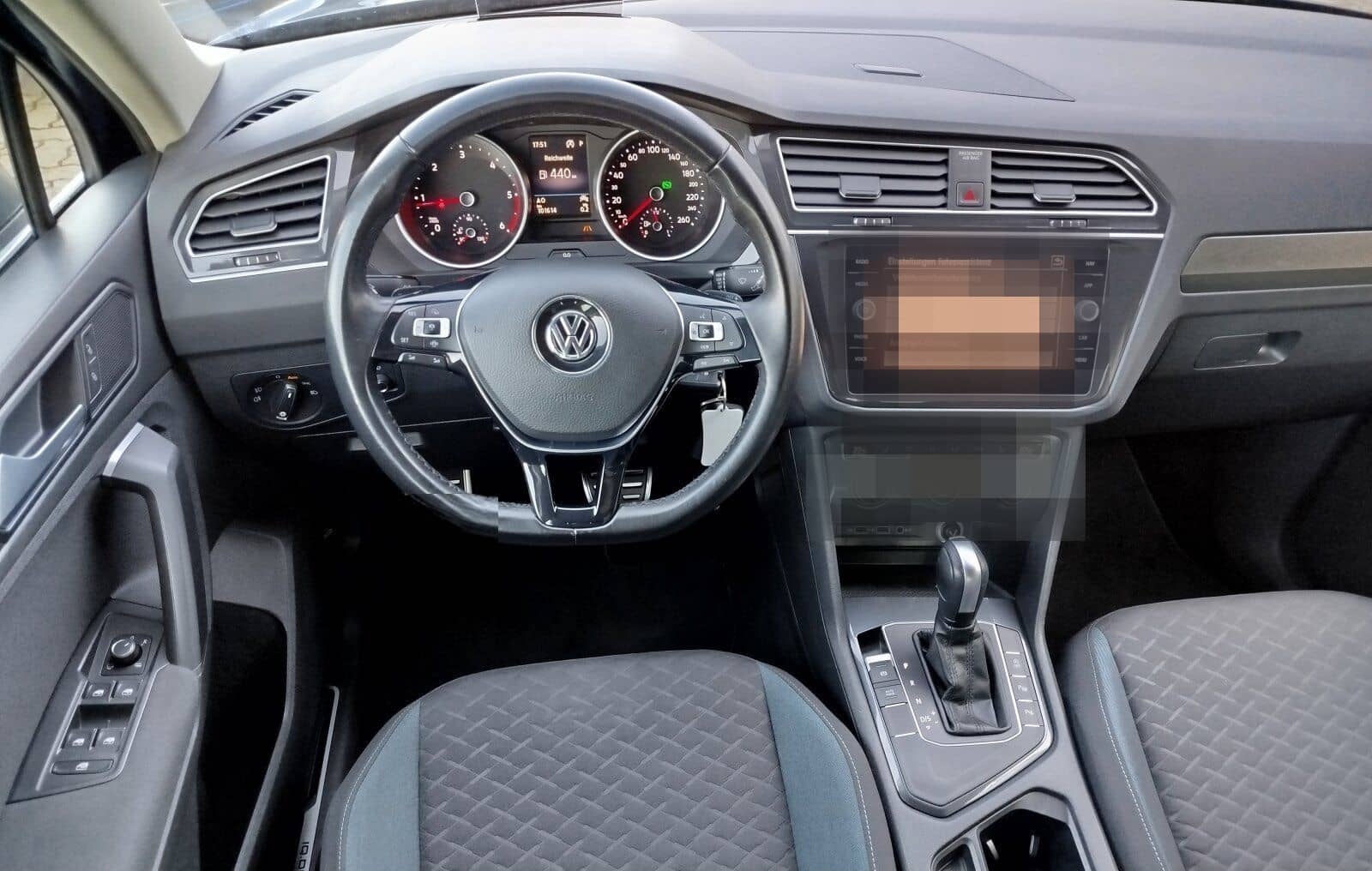 Volkswagen Tiguan 2.0 TDI DSG IQ.DRIVE AHK Standheizung HUD foto 19