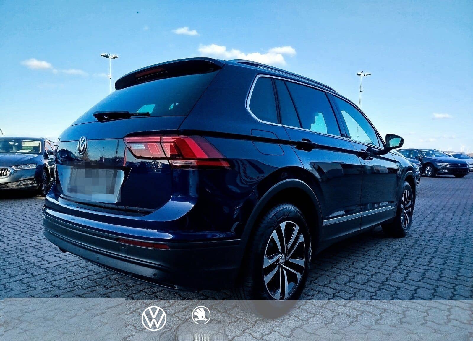 Volkswagen Tiguan 2.0 TDI DSG IQ.DRIVE AHK Standheizung HUD foto 5