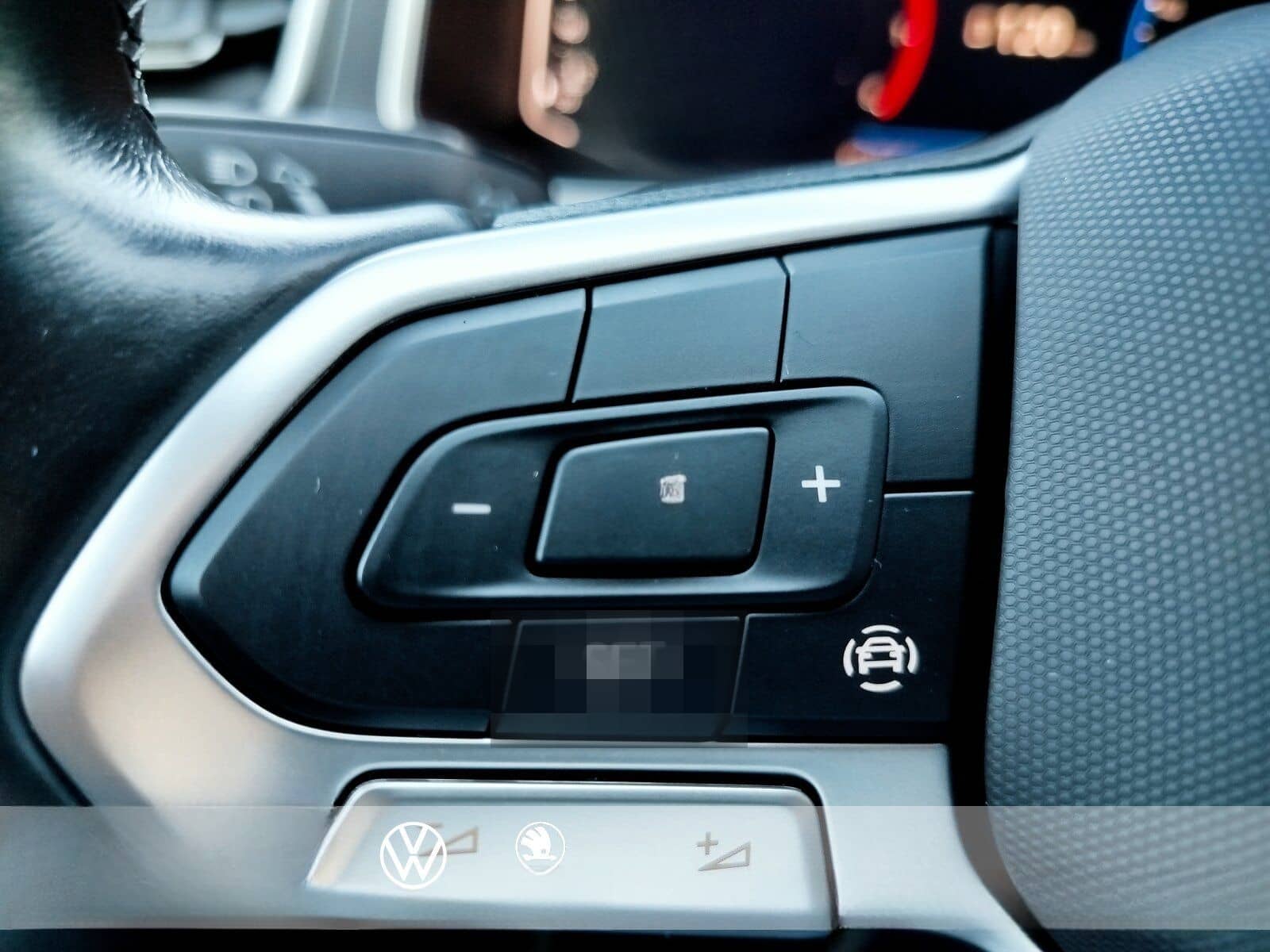 Volkswagen T-Roc 1.0 TSI Style Navi LEDPlus ACC Massage LED foto 10