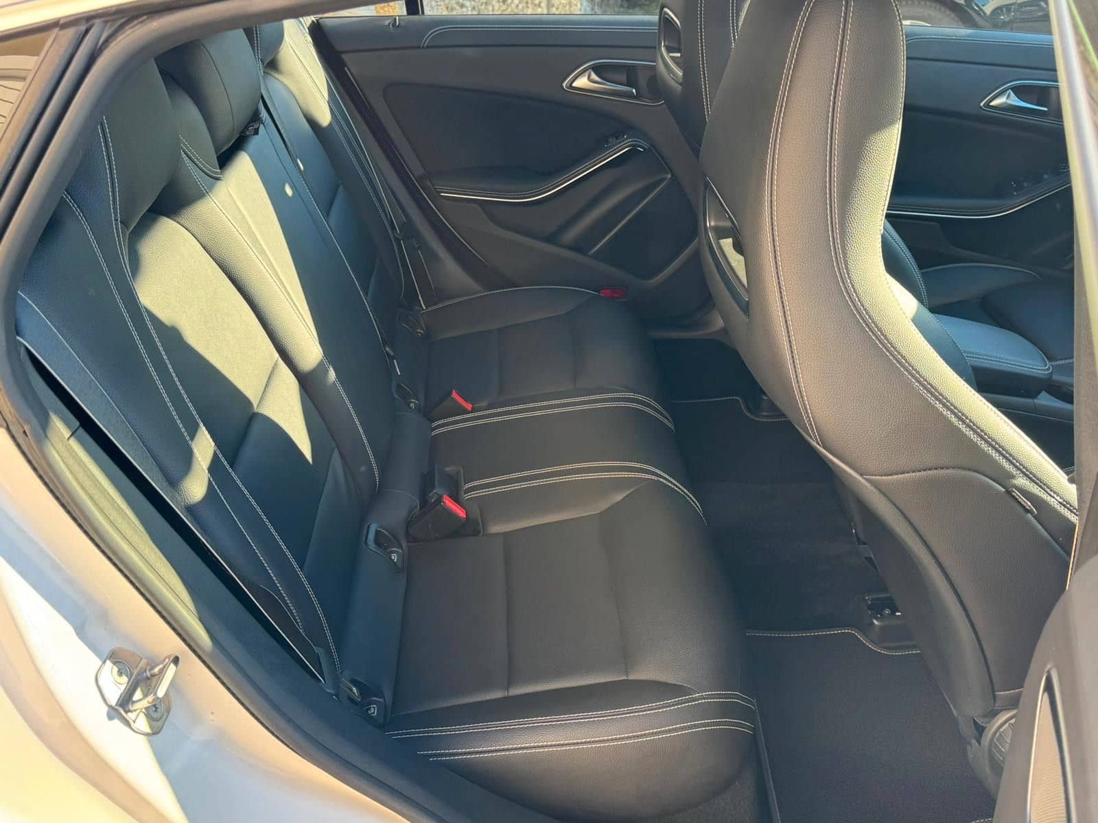 Mercedes-Benz CLA200 SB AMG 8FACH R-KAMERA LED CARPLAY NAVI foto 25