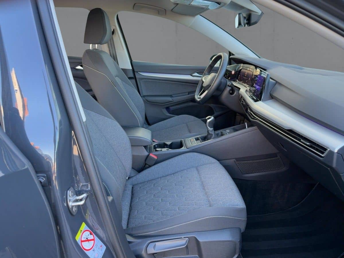 Volkswagen Golf VIII 1.0 TSI LIFE LED+APP+SHZ+2xPDC+DAB+16" foto 12