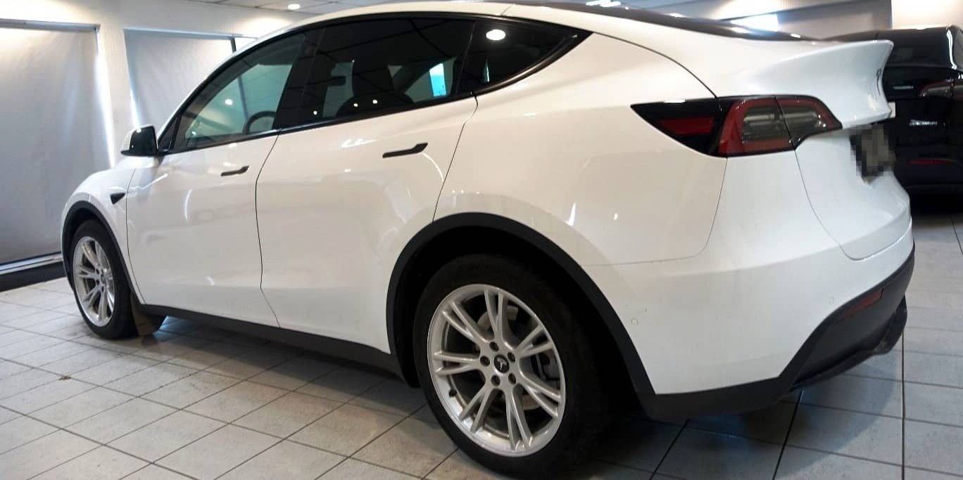 Tesla Model Y ohne Nachlackierung+kaufe auch Tesla an+ foto 17