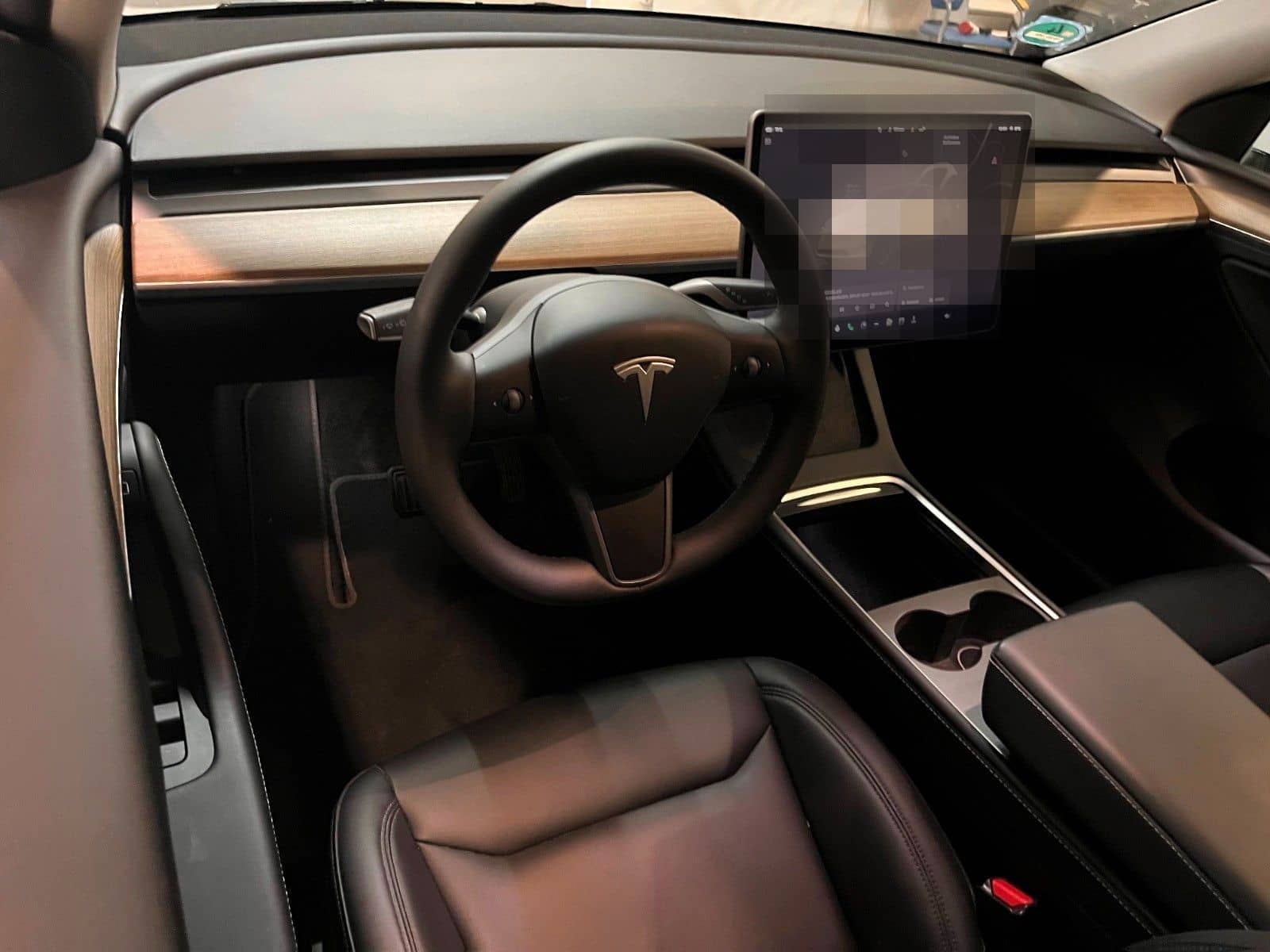 Tesla Model Y ohne Nachlackierung+kaufe auch Tesla an+ foto 4