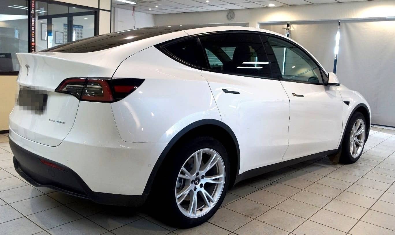 Tesla Model Y ohne Nachlackierung+kaufe auch Tesla an+ foto 5