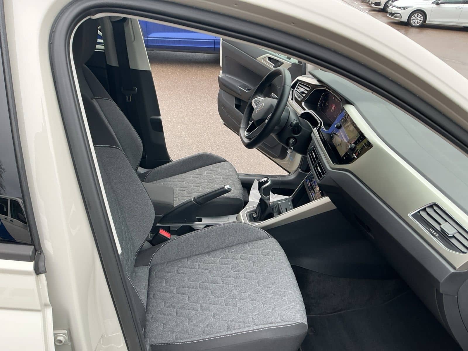 Volkswagen Polo 1.0TSI Move Navi LED foto 13