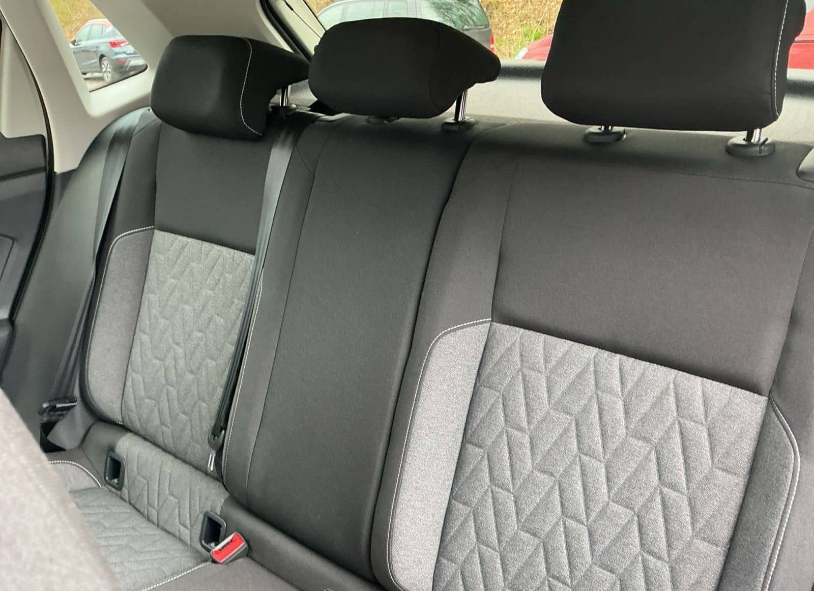 Volkswagen Polo 1.0TSI Move Navi LED foto 11