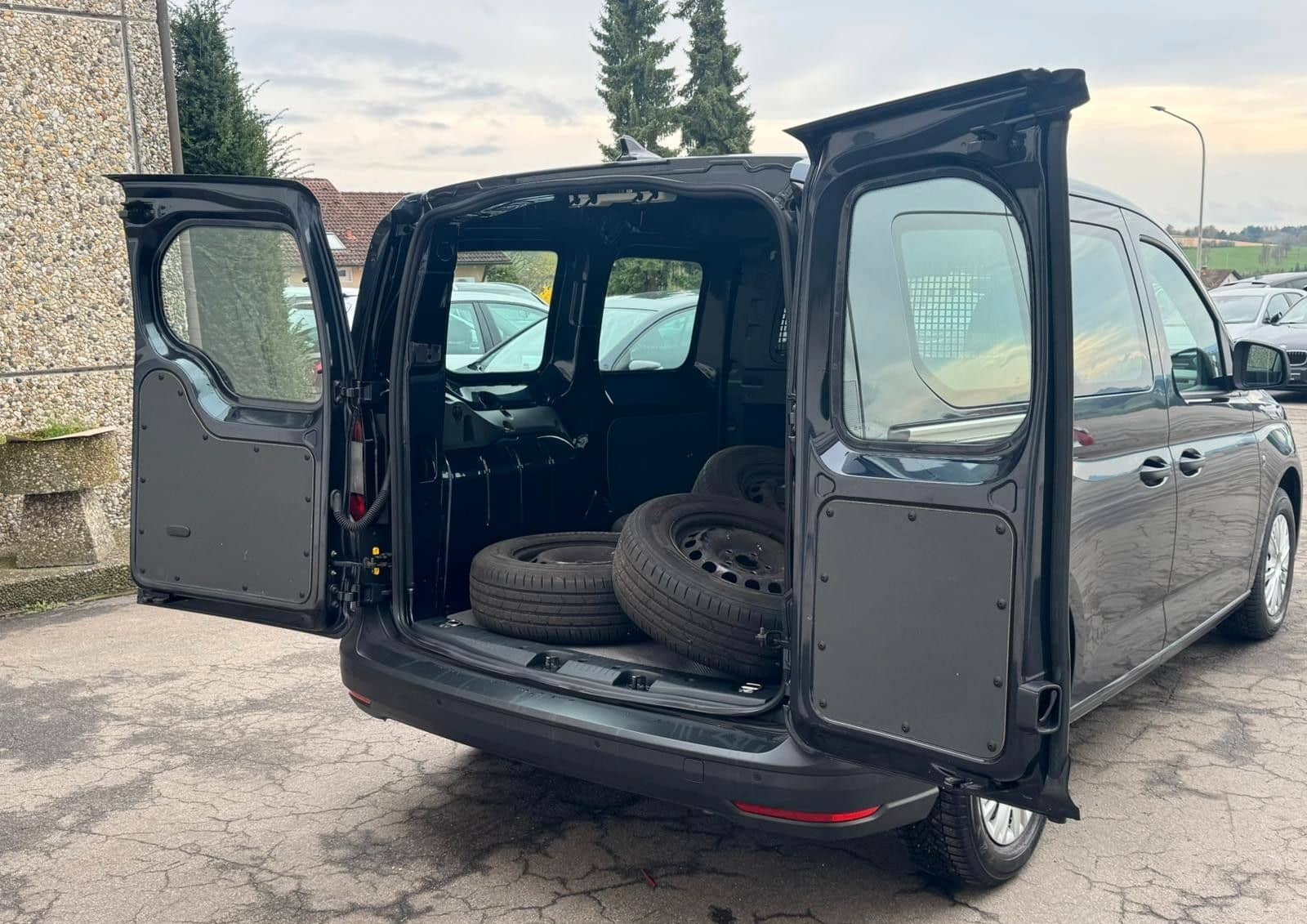 Volkswagen Caddy 2.0 TDI Cargo FENSTER LEDER PDC NAVI SHZ foto 23